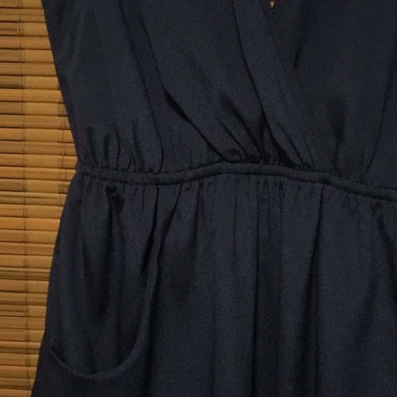 Dress - Picture 2 of 5